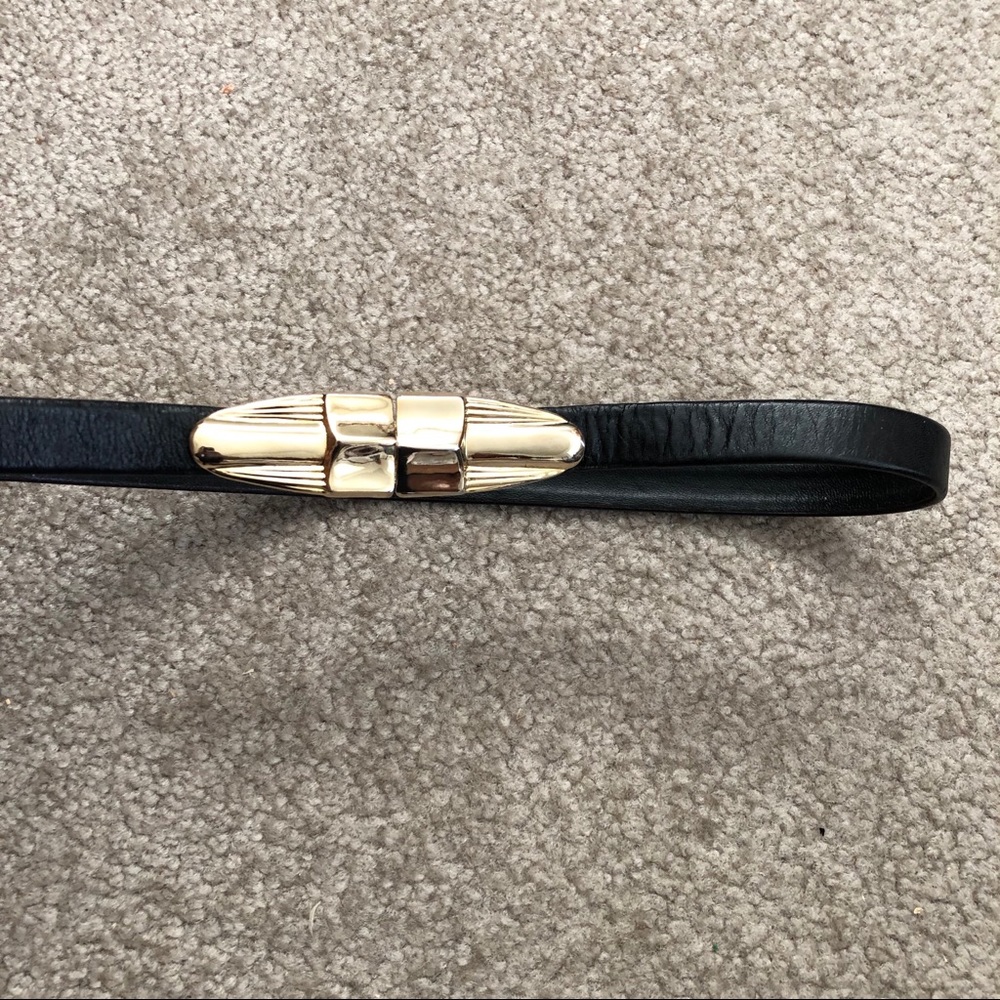 Vintage St. John Belt excellent condition size 4